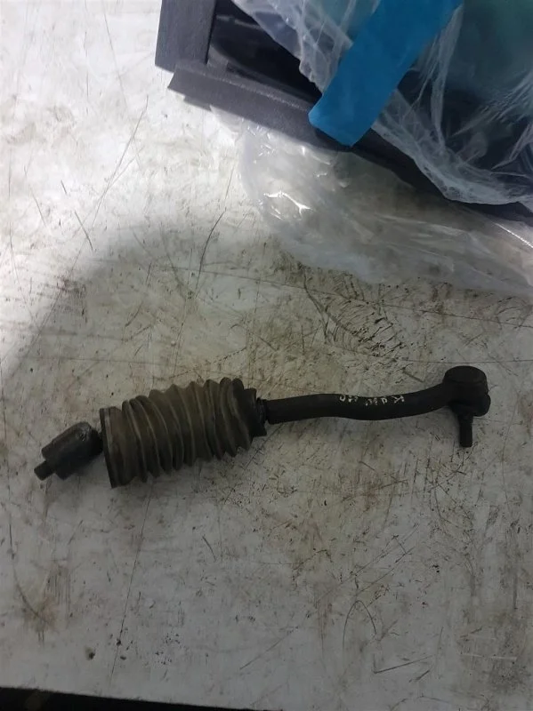Рулевой наконечник левый Toyota Camry V40 2006-2011 4547039225