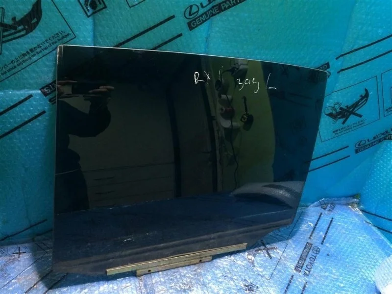 Стекло двери задней левой Lexus Rx-300/330/350/400H 2003-2009 6810448110