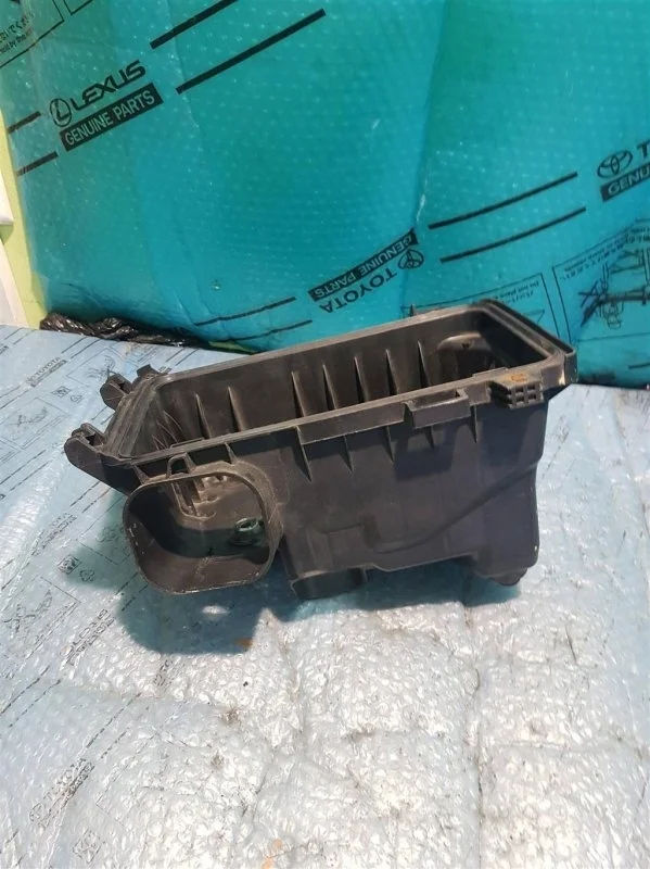 Корпус воздушного фильтра Lexus Rx-300/330/350/400H 2003-2009 1770020190