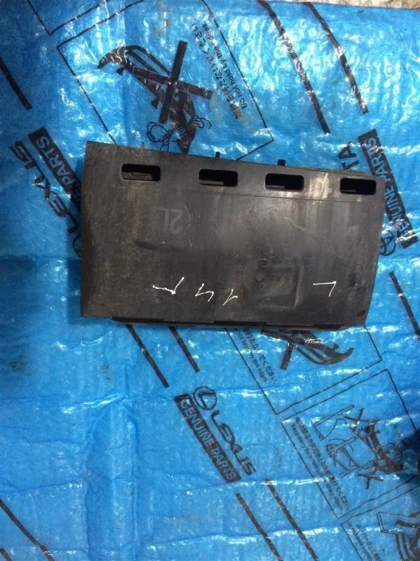 Клапан воздушный Toyota Land Cruiser 200 2014 6290460050 4, задний левый