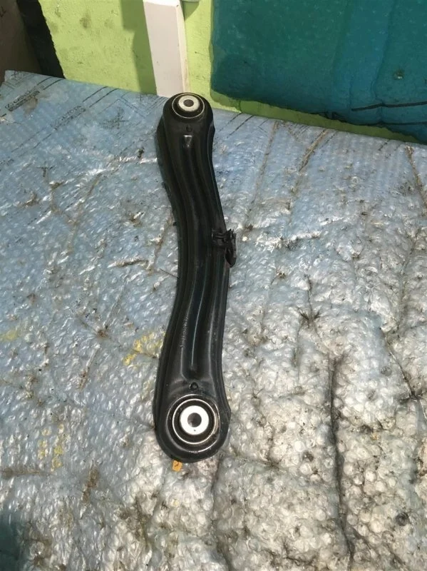 Тяга задняя поперечная Mercedes-Benz W166 M-Klasse (Ml/Gle) 2011> 2017 A1663500106