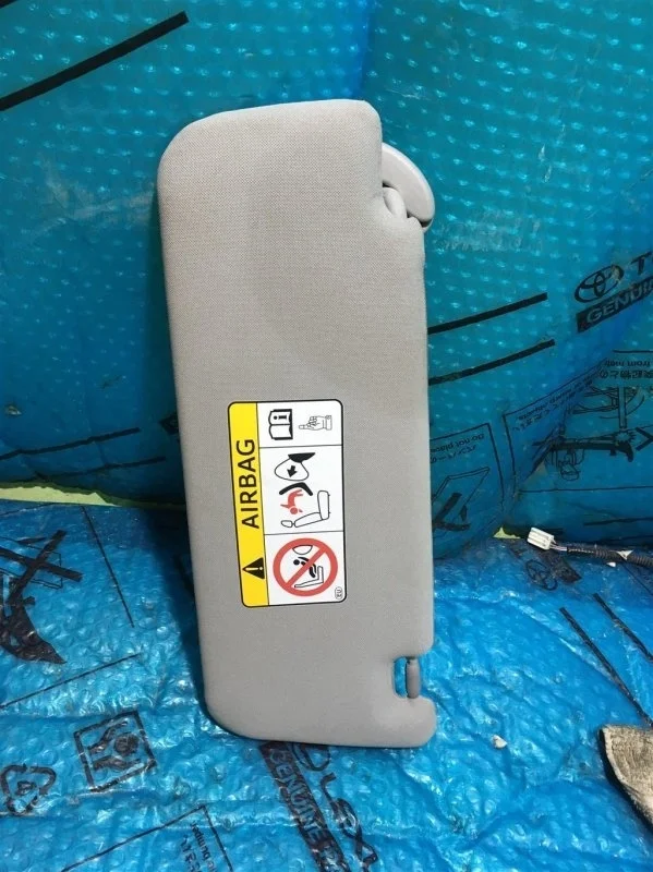 Козырек солнцезащитный Toyota Camry V55 2014-2018 2017 7431033C61B2 2