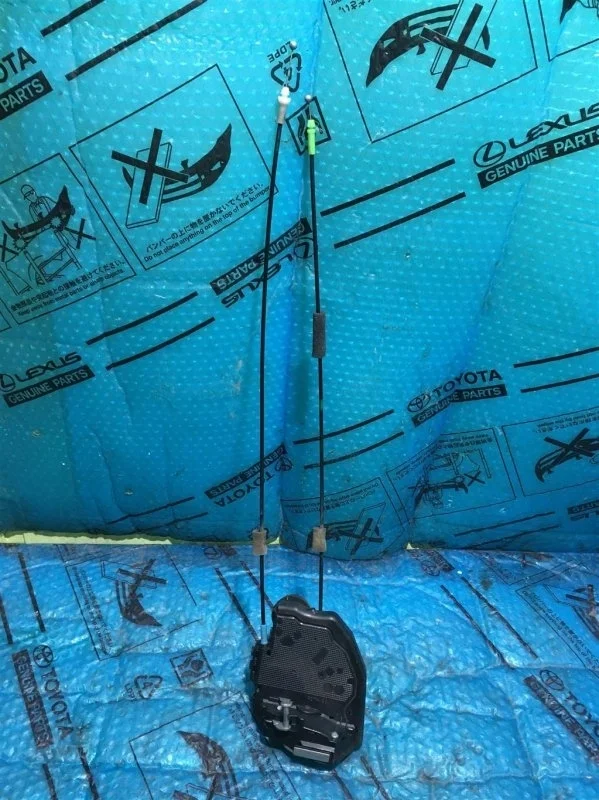 Замок двери задней левой Toyota Rav 4 2013> 2016 6906033120 2.0