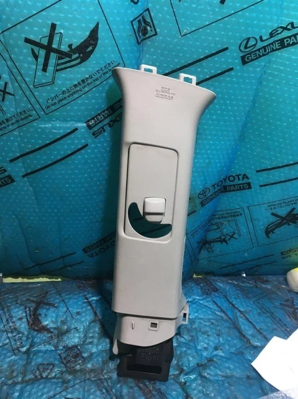 Обшивка стойки задней правой верхняя Toyota Land Cruiser 200 2012 6263860150B1 22