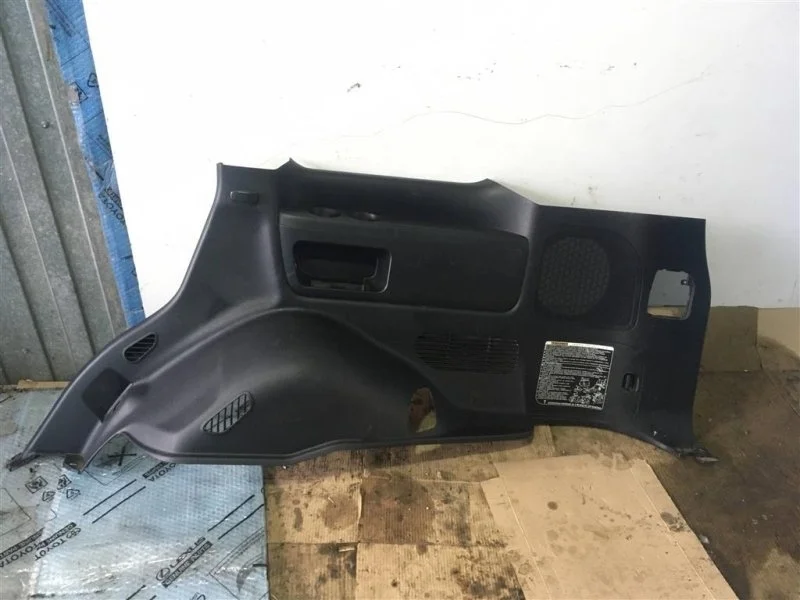 Обшивка багажника правая Toyota Land Cruiser 200 2012 6251060B90C0 22
