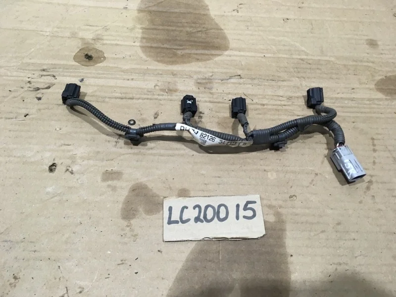 Проводка (коса) Toyota Land Cruiser 200 2015 8212634021 URJ202 4.6 1UR-FE, правая