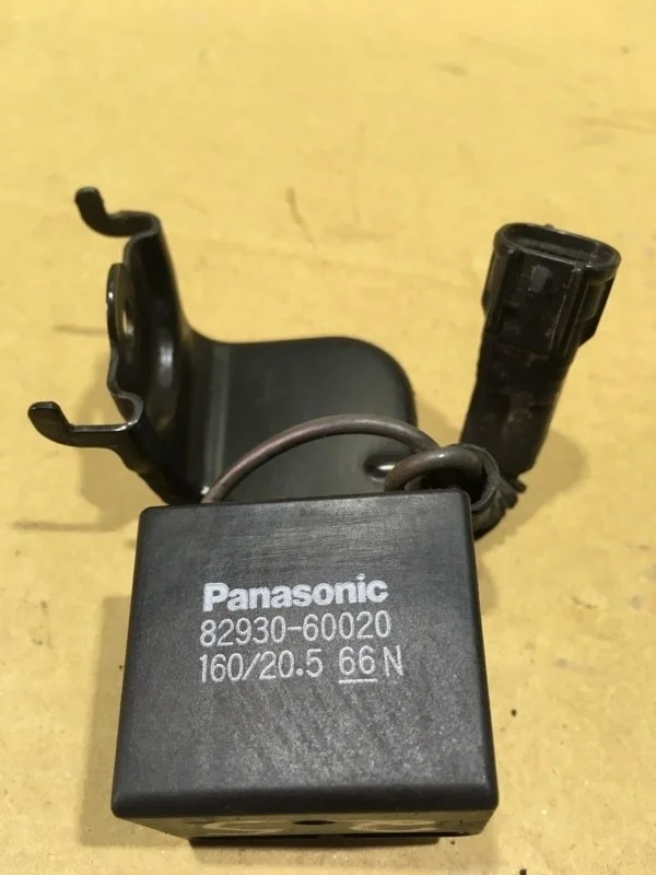 Реле Toyota Land Cruiser 200 2016 5256360040 URJ202 1VD-FTV 4.5