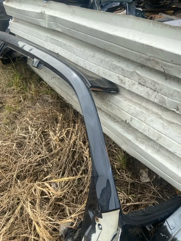 Кузовной элемент 6121160070, правый