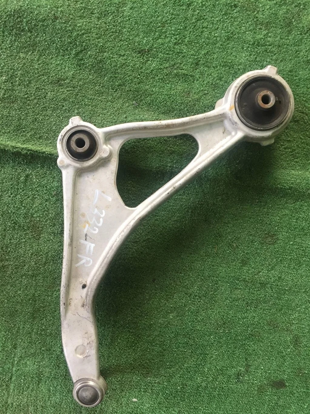 Б.у. рычаг NISSAN TEANA L33 NISSAN TEANA L33