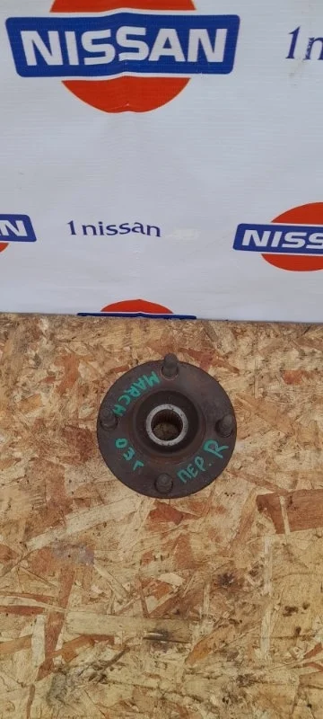 Ступица Nissan March 2002-2010 40202AX000 K12 CR14, передняя