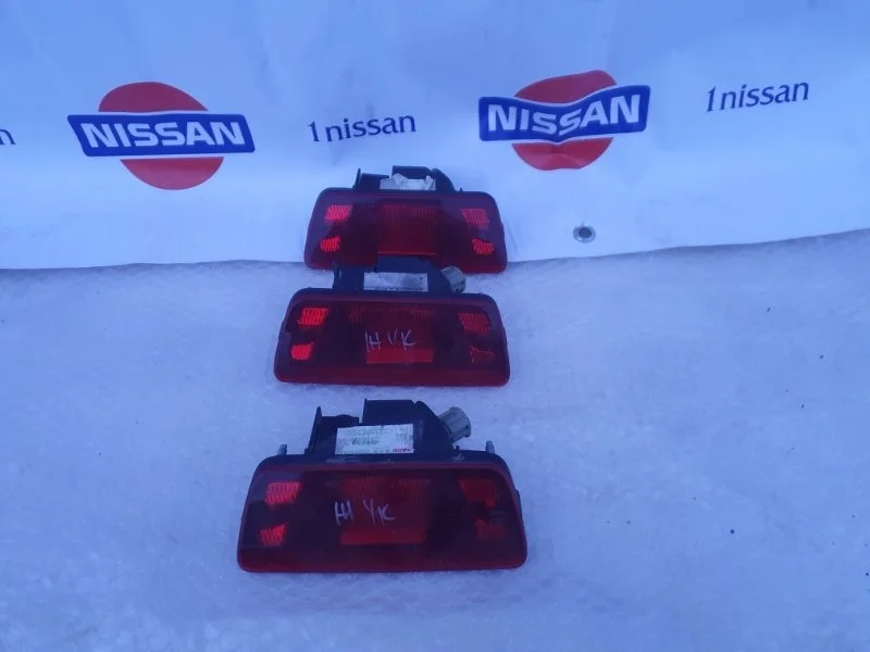 Фонарь противотуманный Nissan Juke 2010 н.в. 26580ED50A F15 HR16, задний