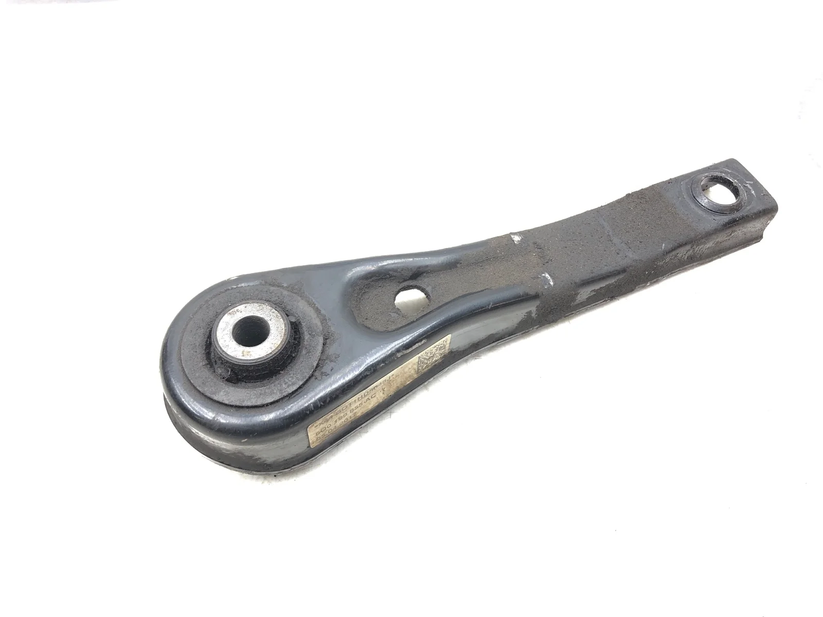 Кронштейн двигателя Skoda Octavia 2017 5Q0199855AC A7 (5E) 1.6 DDYA