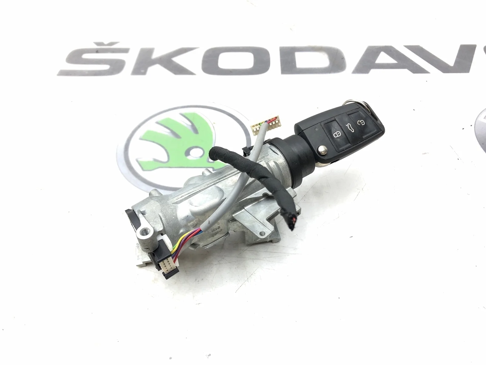 Замок зажигания Skoda Octavia 2015 1K0905851 A7 (5E) 1.2 CJZA