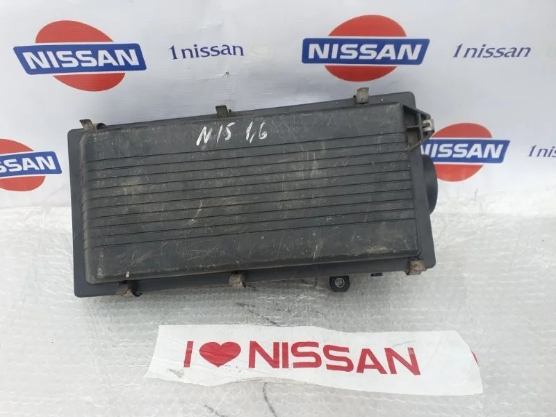 Корпус воздушного фильтра Nissan Almera 1995-2000 165002M300 N15 GA16, передний