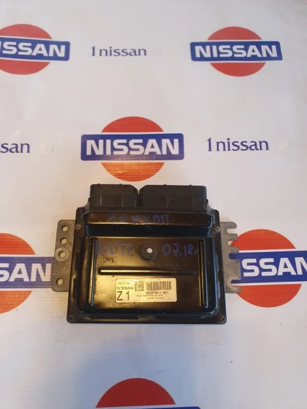 Блок управления двигателем Nissan Note 2006-2013 237101U60D E11 CR14, передний