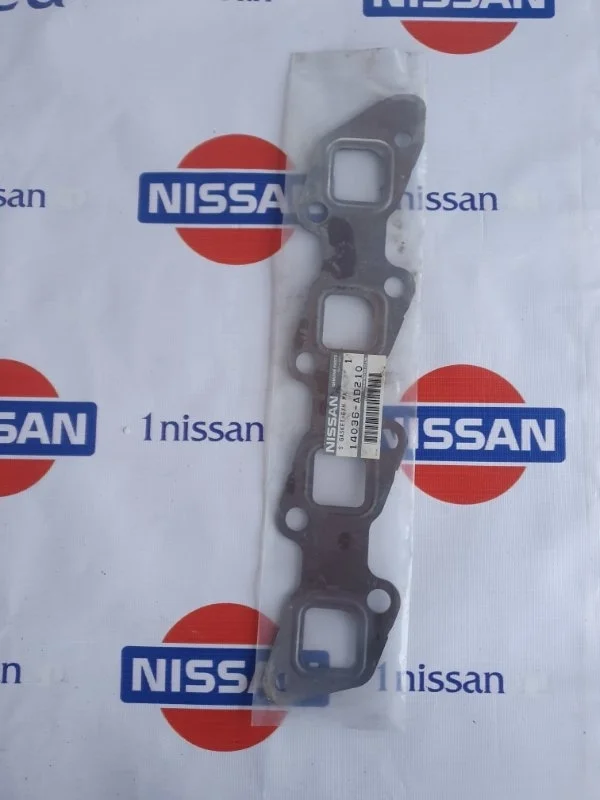 Прокладка выпускного коллектора Nissan X Trail 2002-2007 14036AD210 T30 YD22, передняя