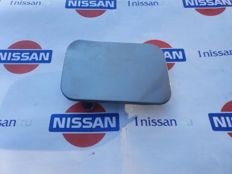 Лючок топливного бака Nissan X Trail 2007-2014 78830JG000 T31 MR20, задний правый