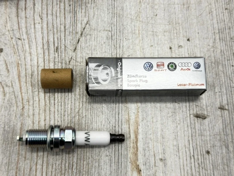 Свечи зажигания 'longlife' Audi A6 2011-2014 4G