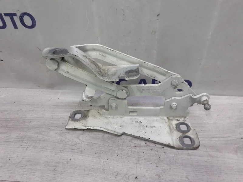 Петля капота Mercedes-Benz Glk A2048800428 X204, правая