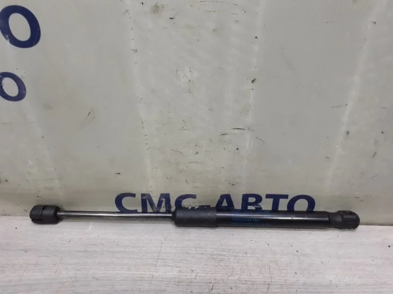 Амортизатор капота Audi A7 4G8823359A C7 3.0 CRE