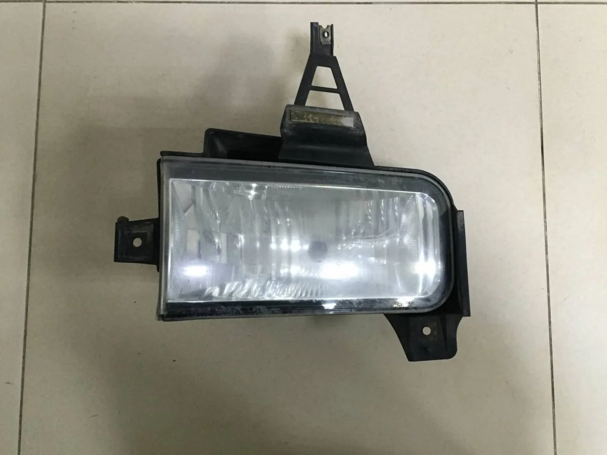 Фара противотуманная левая Toyota Land Cruiser J200 2007-2015