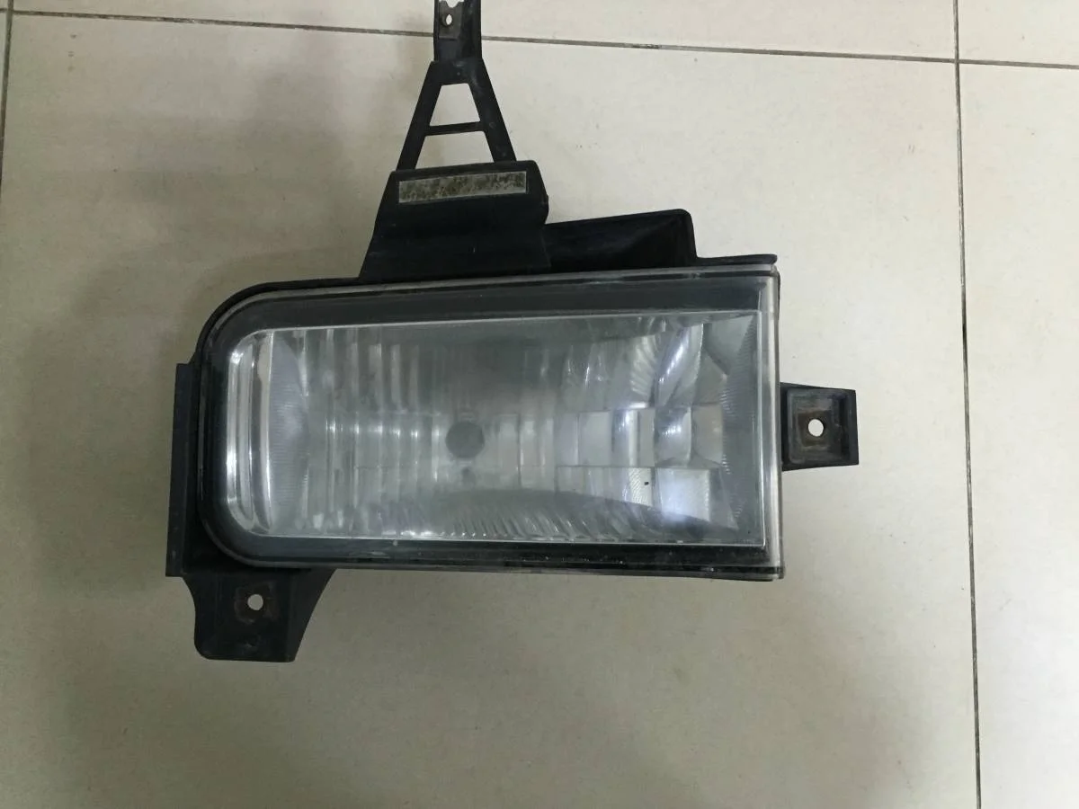 Фара противотуманная правая Toyota Land Cruiser J200 2007-2015