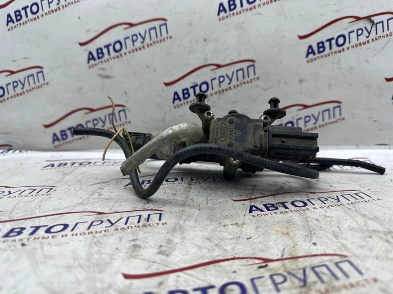 Блок клапанов пневмоподвески LR RR Sport 1 2009 L320