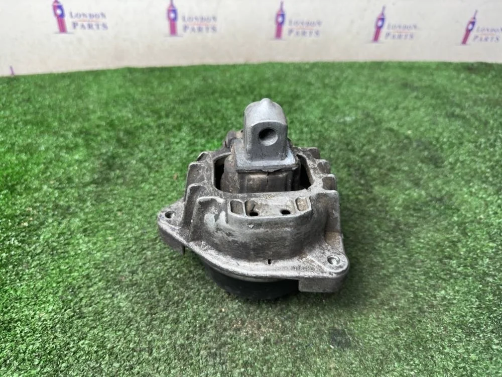 Подушка двигателя BMW 730d F01