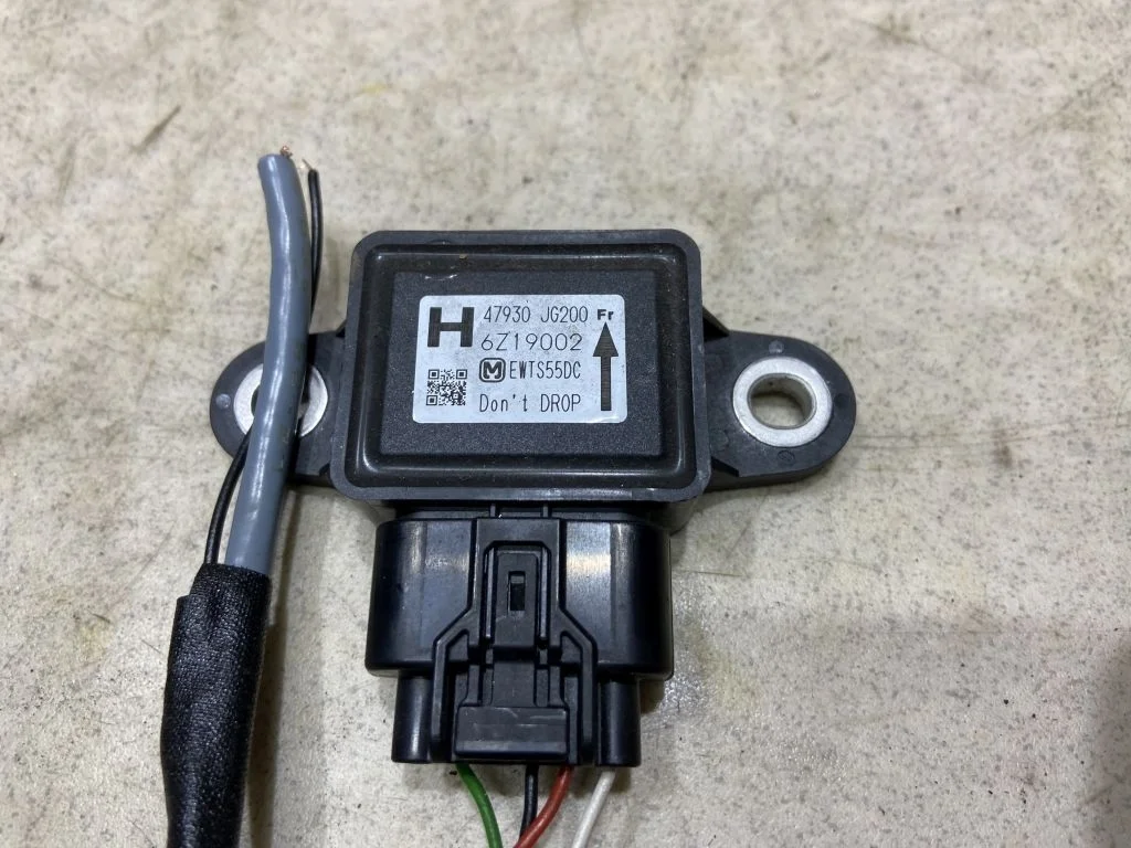 Датчик ускорения Nissan 47930JG200