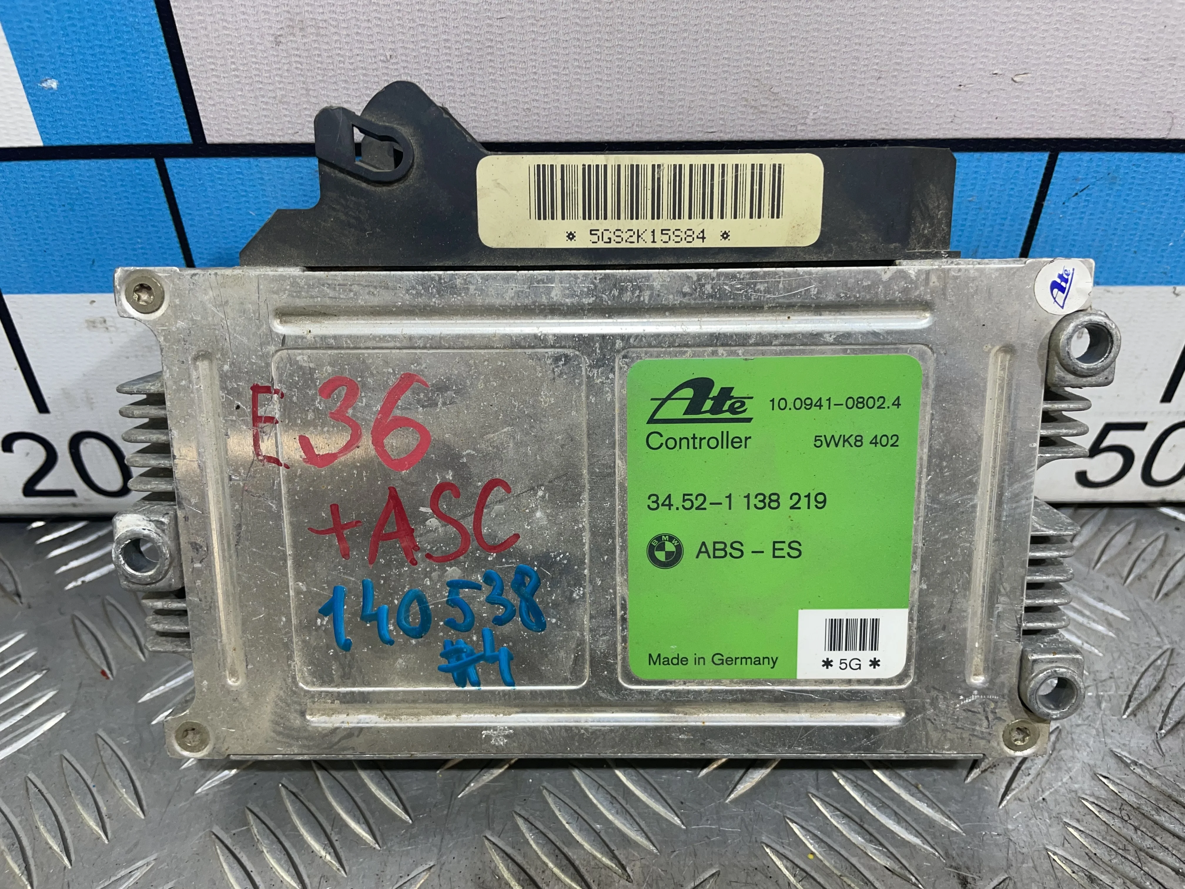[Б/У] Блок управления ABS BMW E36 [Код: 00388532 ]