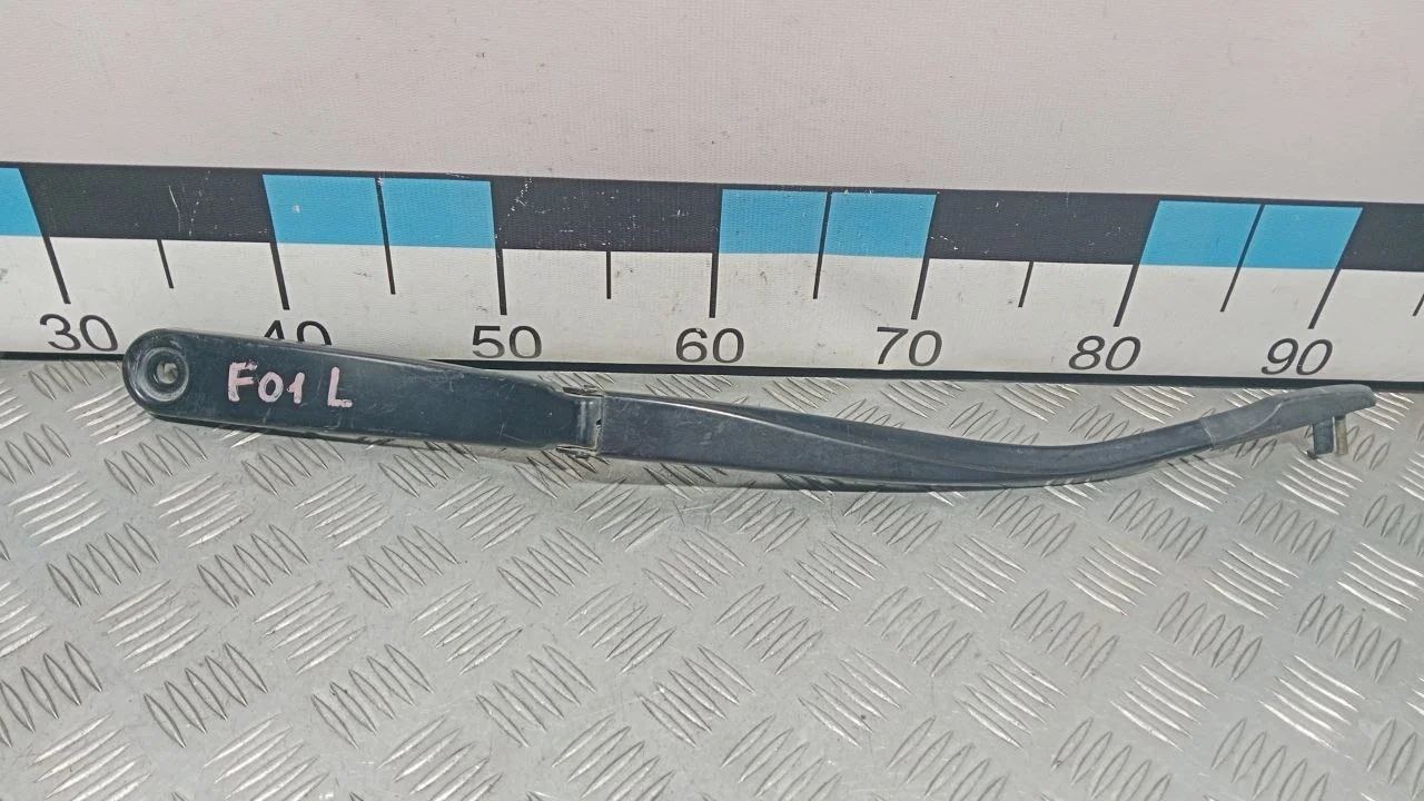 [Б/У] Поводок стеклоочистителя BMW F10 F01 [Код: 00387034 ]