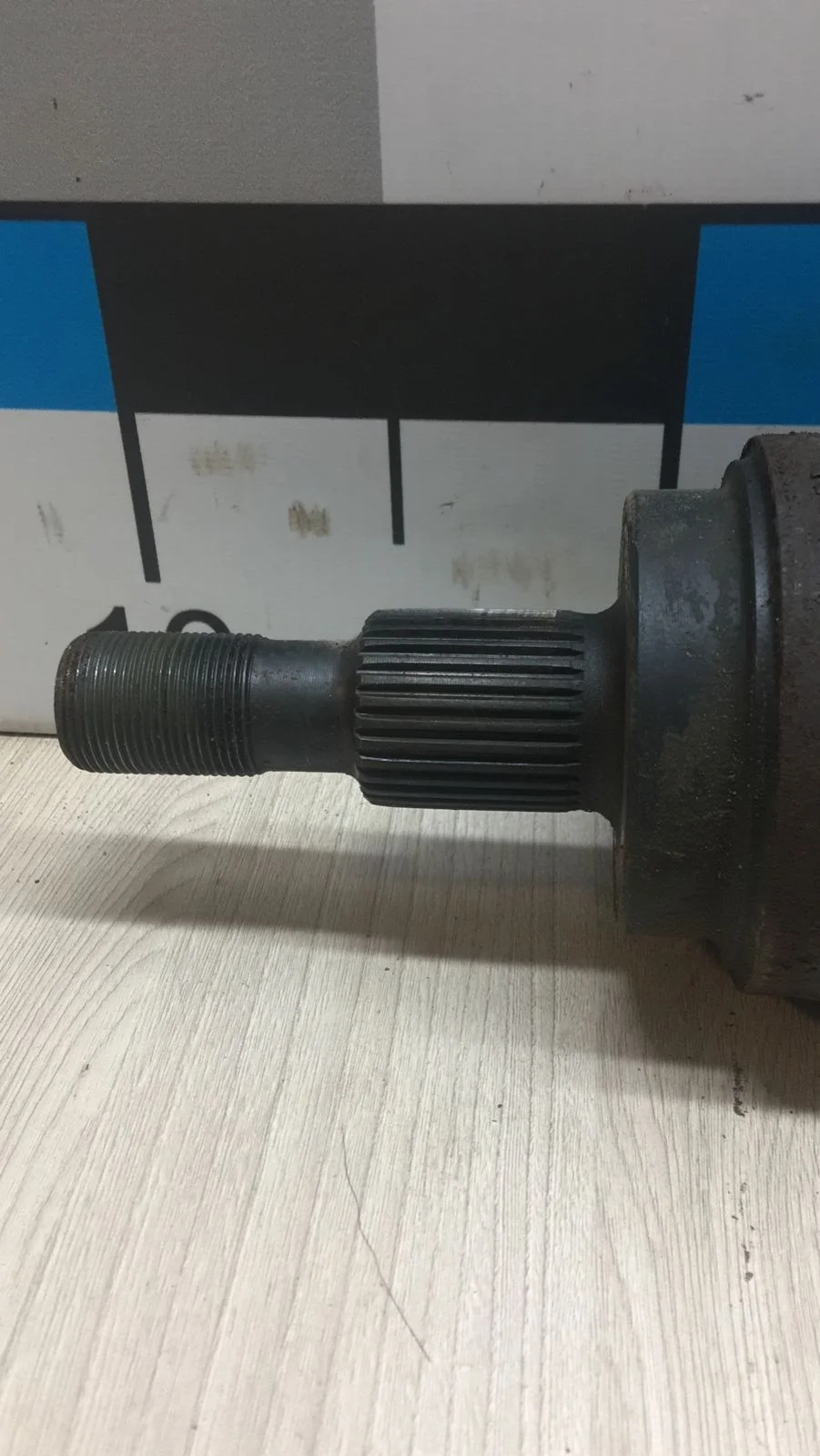 [Б/У] Полуось задняя Mercedes GL X164 ML W164 [Код: 00318039 ]