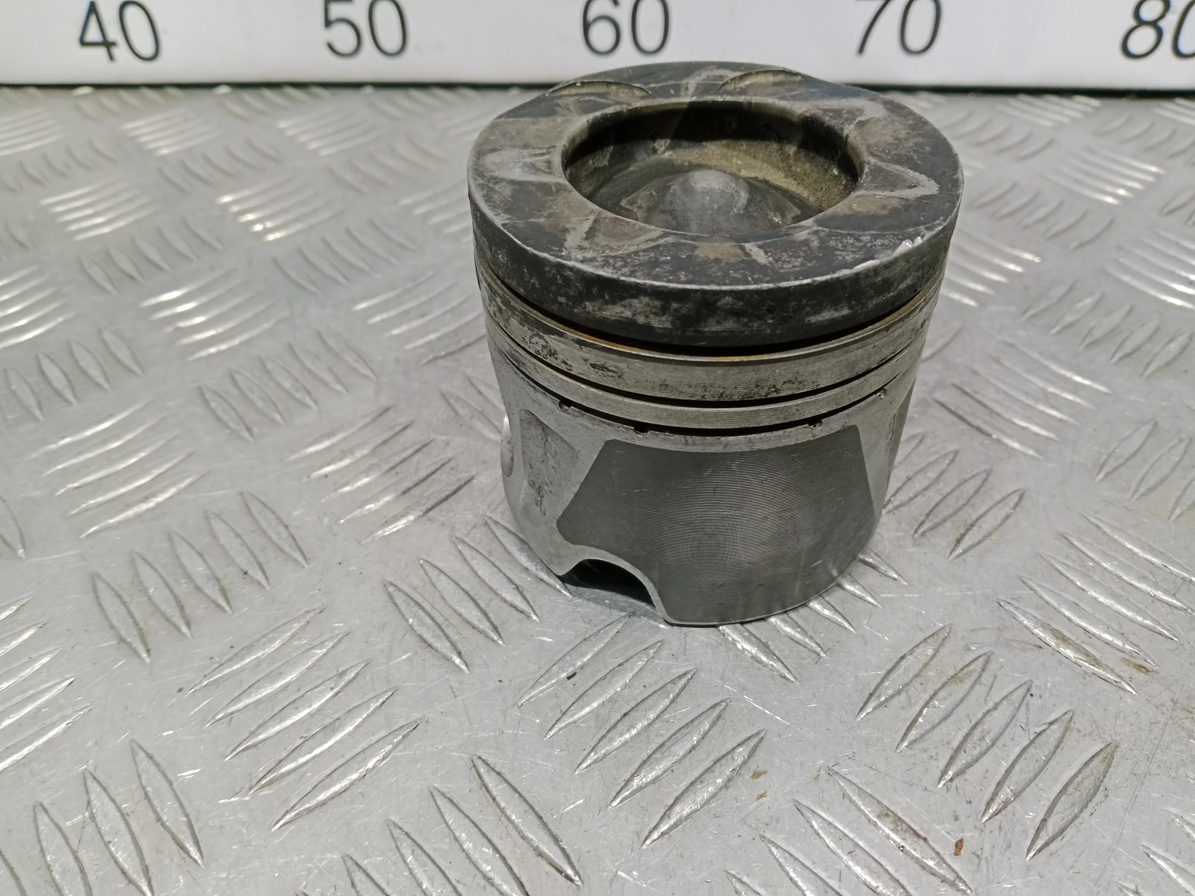 [Б/У] Поршень Mercedes om 651 [Код: 00412478 ]