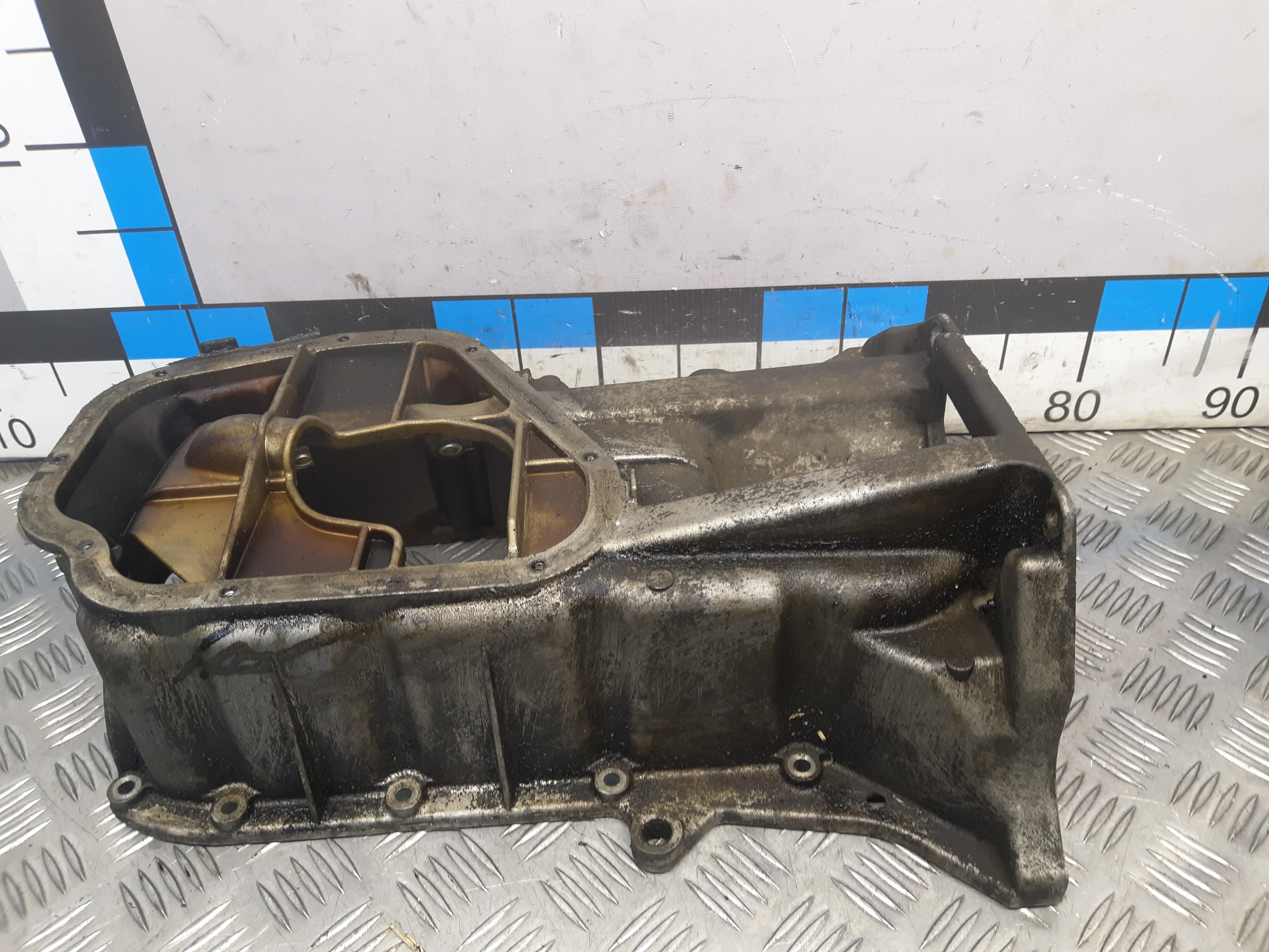 [Б/У] Поддон масляный двигателя Nissan Micra K12E 2002-2010, Nissan Note E11 2006-2013 [Код: 00341969 ]
