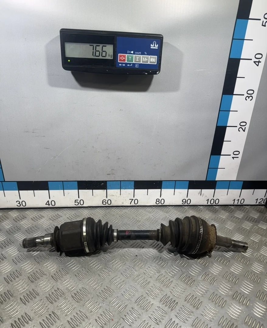 [Б/У] Полуось передняя Nissan Navara Pathfinder [Код: 00386950 ]