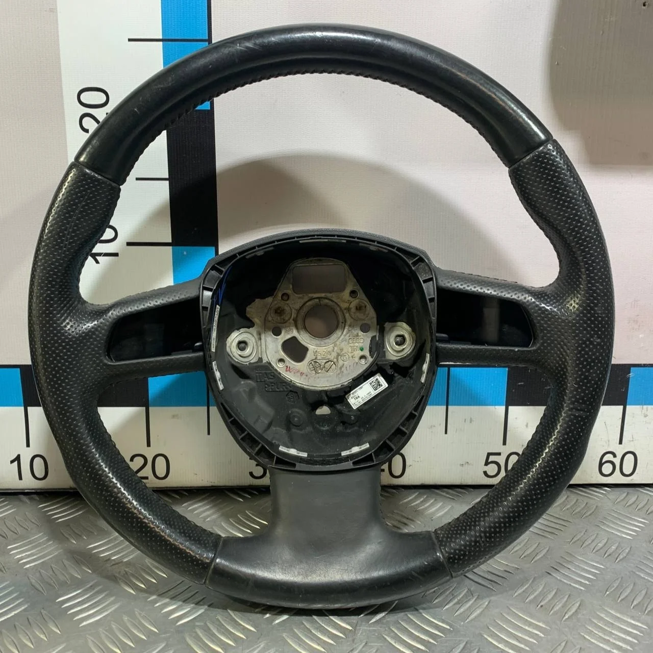 [Б/У] Рулевое колесо Audi A4 B8, Allroad B8, A5 - 3 спицы / кожа [Код: 00313439 ]