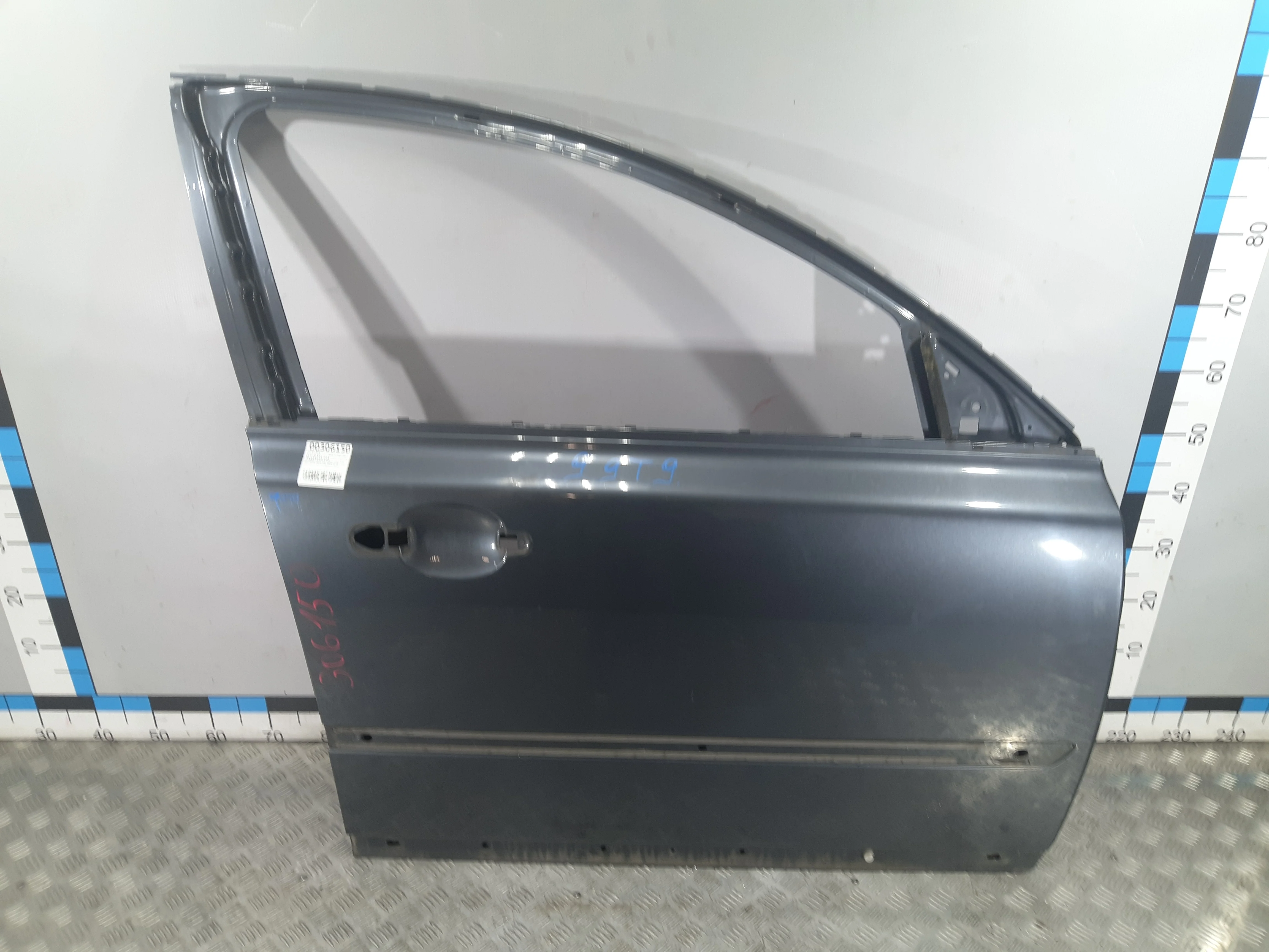 [Б/У] Дверь передняя правая Volvo S40 V50 [Код: 00339098 ]