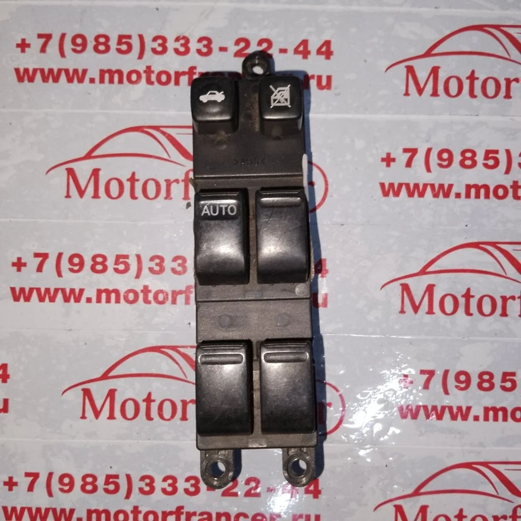 Блок управления стеклоподъемниками Nissan Primera 25401AV640 P12