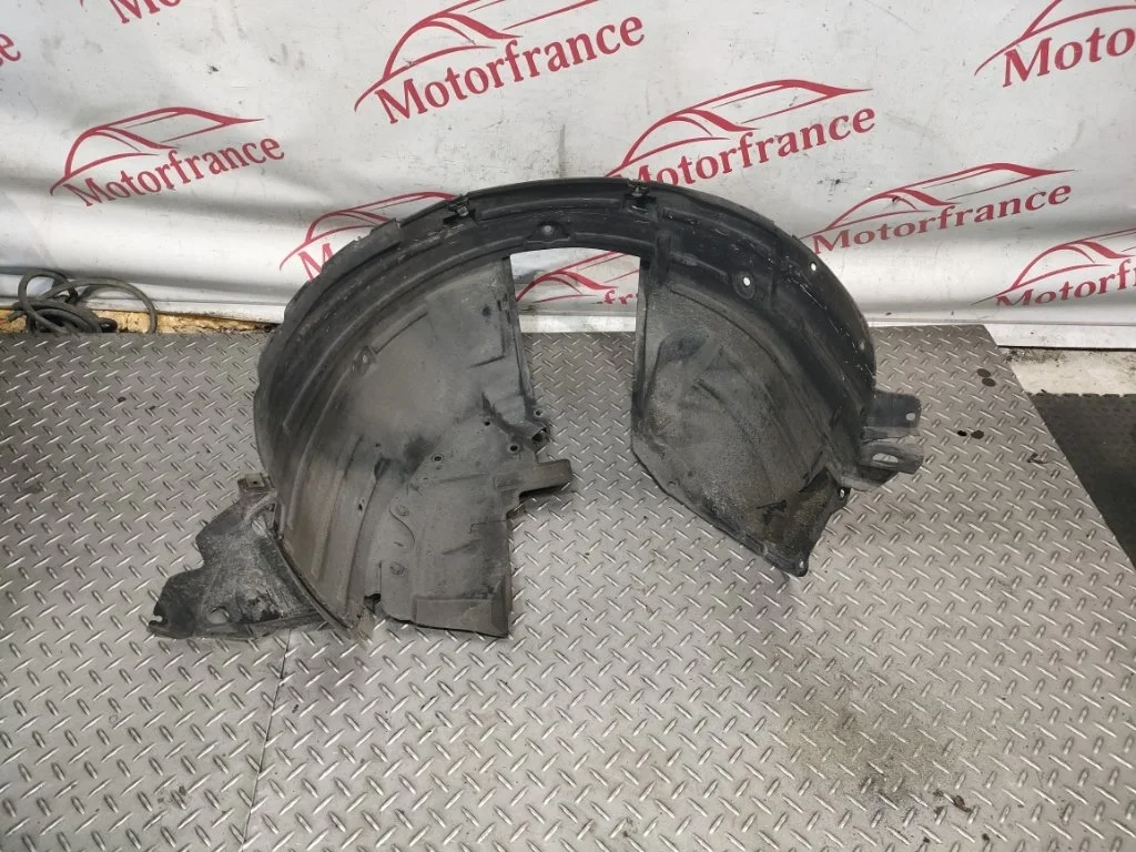 Подкрылок Nissan Qashqai 2011 64839JD00A J10, передний левый