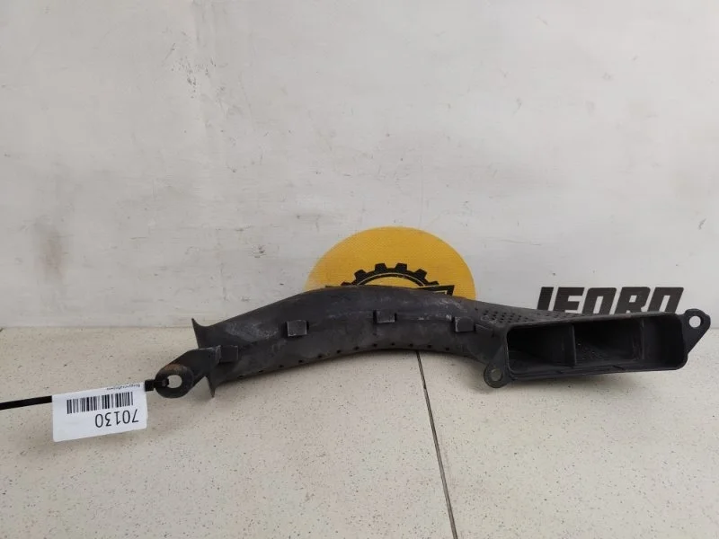 Воздухозаборник Ford Focus 3 2013 BM