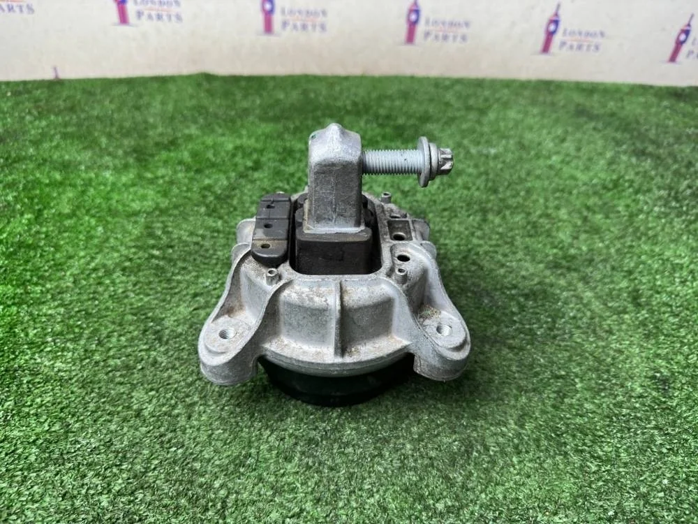 Подушка двигателя BMW 528i F10