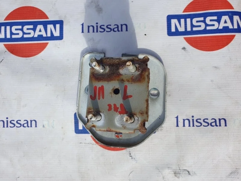 Кронштейн усилителя бампера Nissan Qashqai 2015 H52114EAMA J11 R9M, задний левый