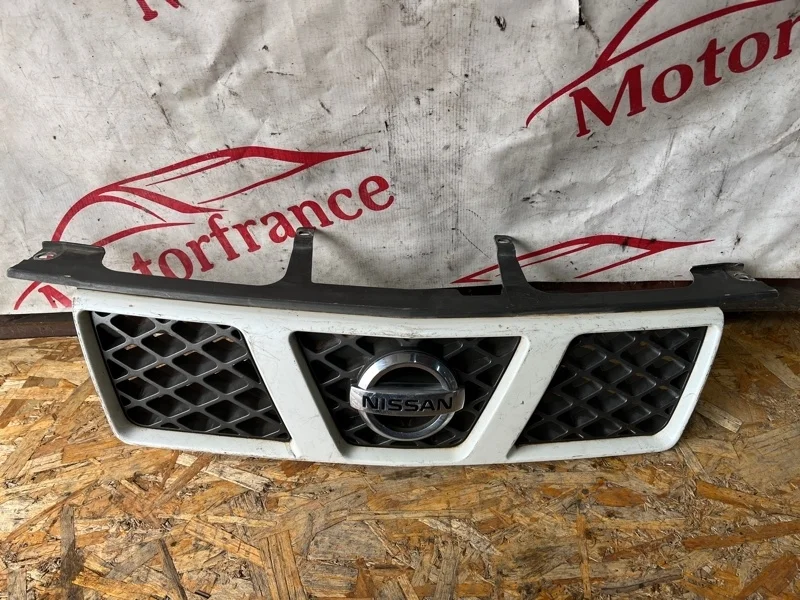 Решетка радиатора Nissan X-Trail 2001-2006 62310EQ303 T30