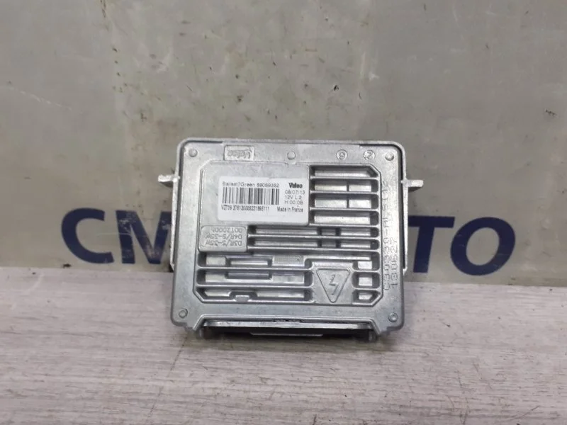 Блок розжига ксенона Volvo Xc60 31297941 XC60 2.0