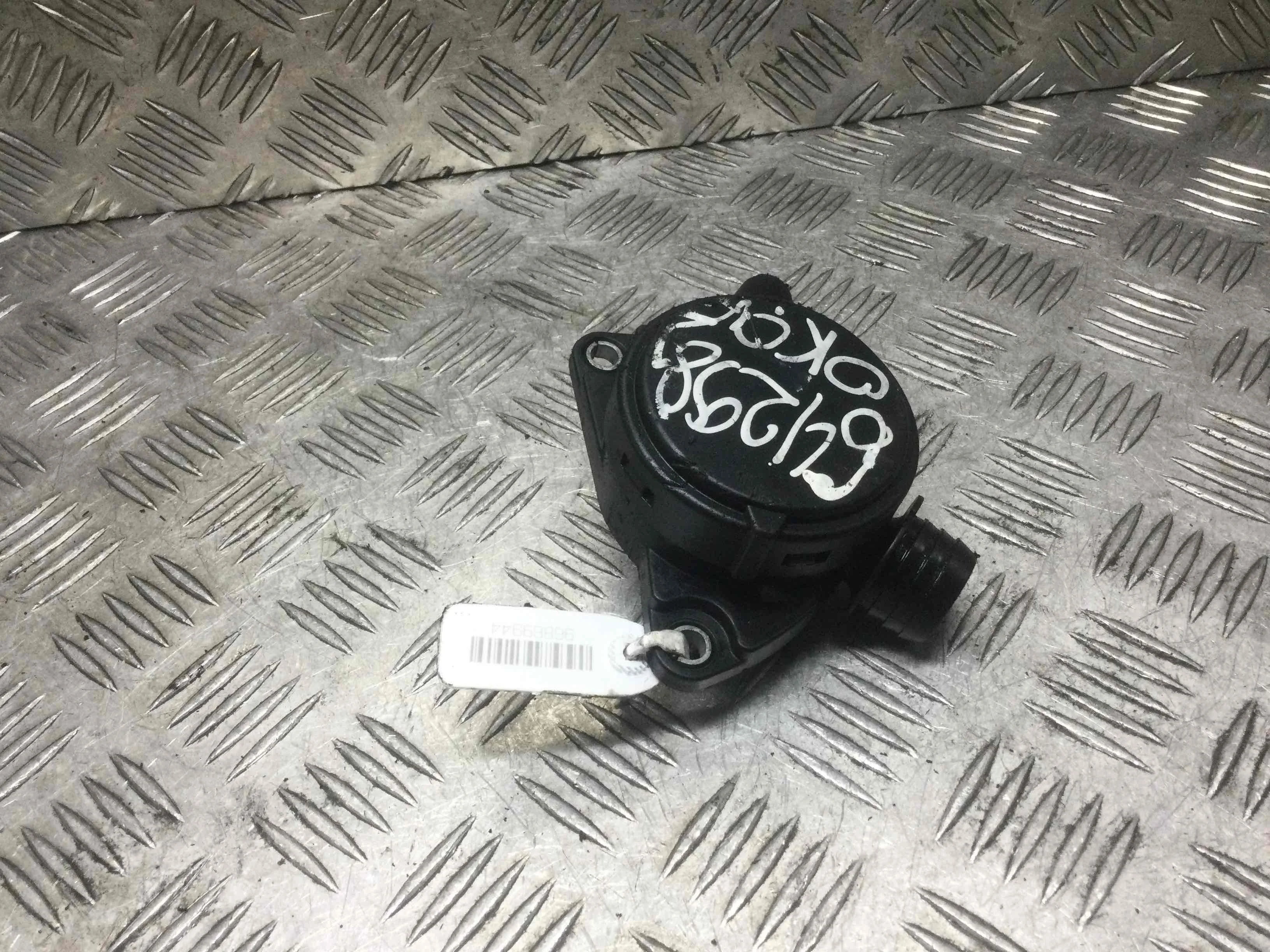 Маслоотделитель (сапун) Chrysler 300C 1 поколение (2005-2011) дизель 3.0 CDI Автомат Седан