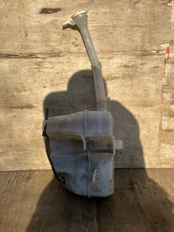 Бачок омывателя Peugeot 4007 2007-2012