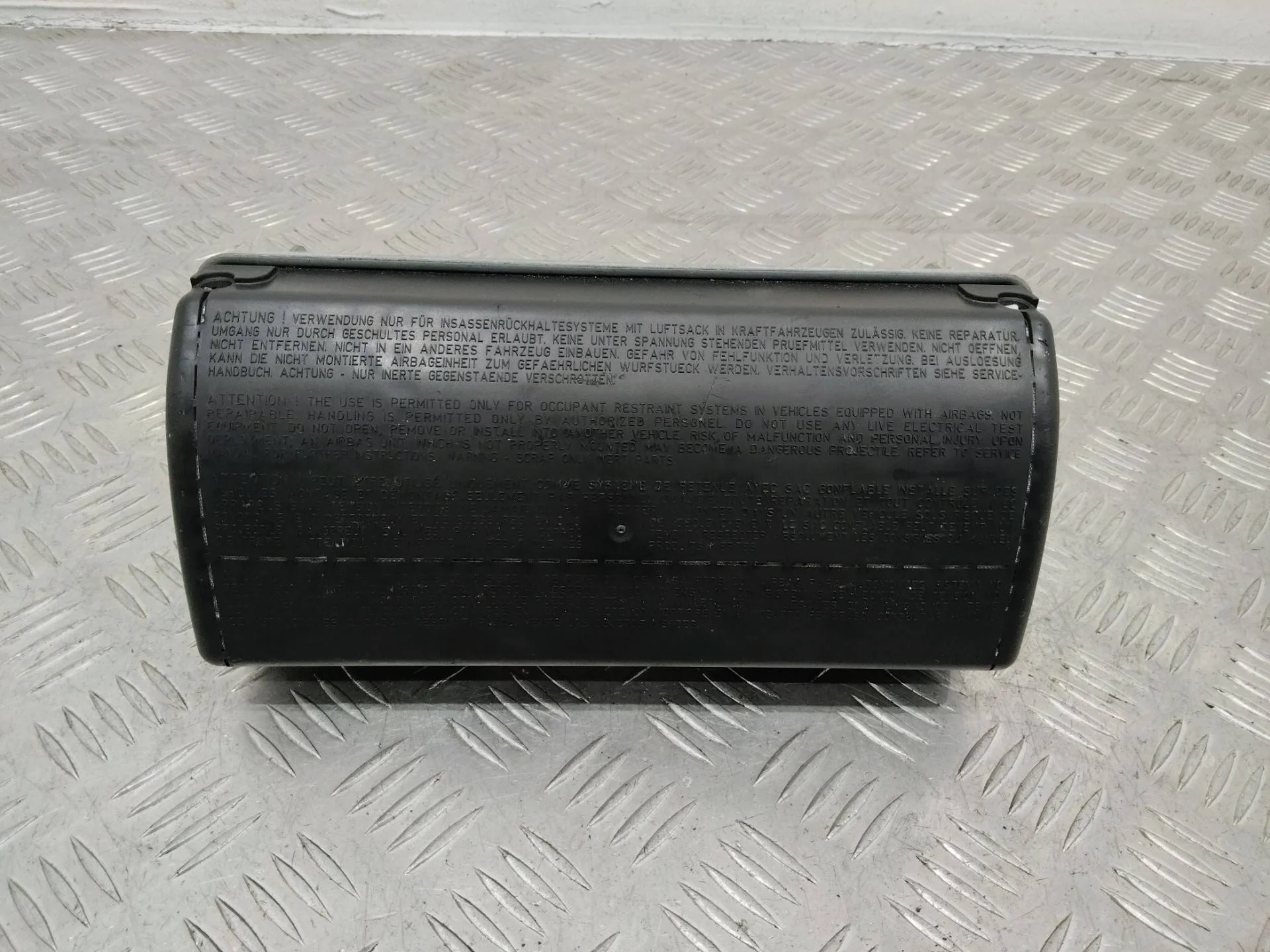 подушка безопасности пассажира Mercedes-Benz E W211