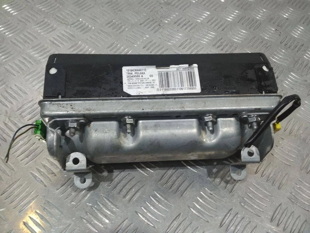 подушка безопасности пассажира Mercedes-Benz E W211