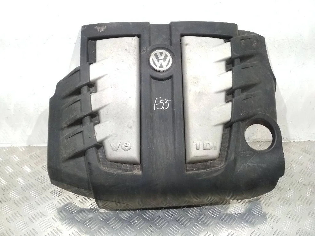 декоративная крышка двигателя Volkswagen Touareg 1 поколение