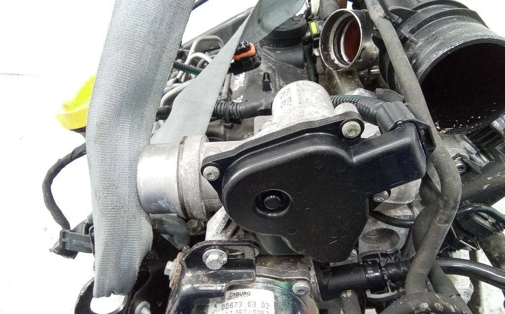 дроссельная заслонка Renault Duster 1 поколение